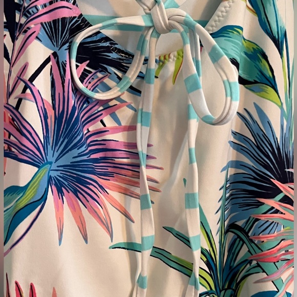 TOMMY BAHAMA | 10 | Reversible | Padded - Picture 4 of 13